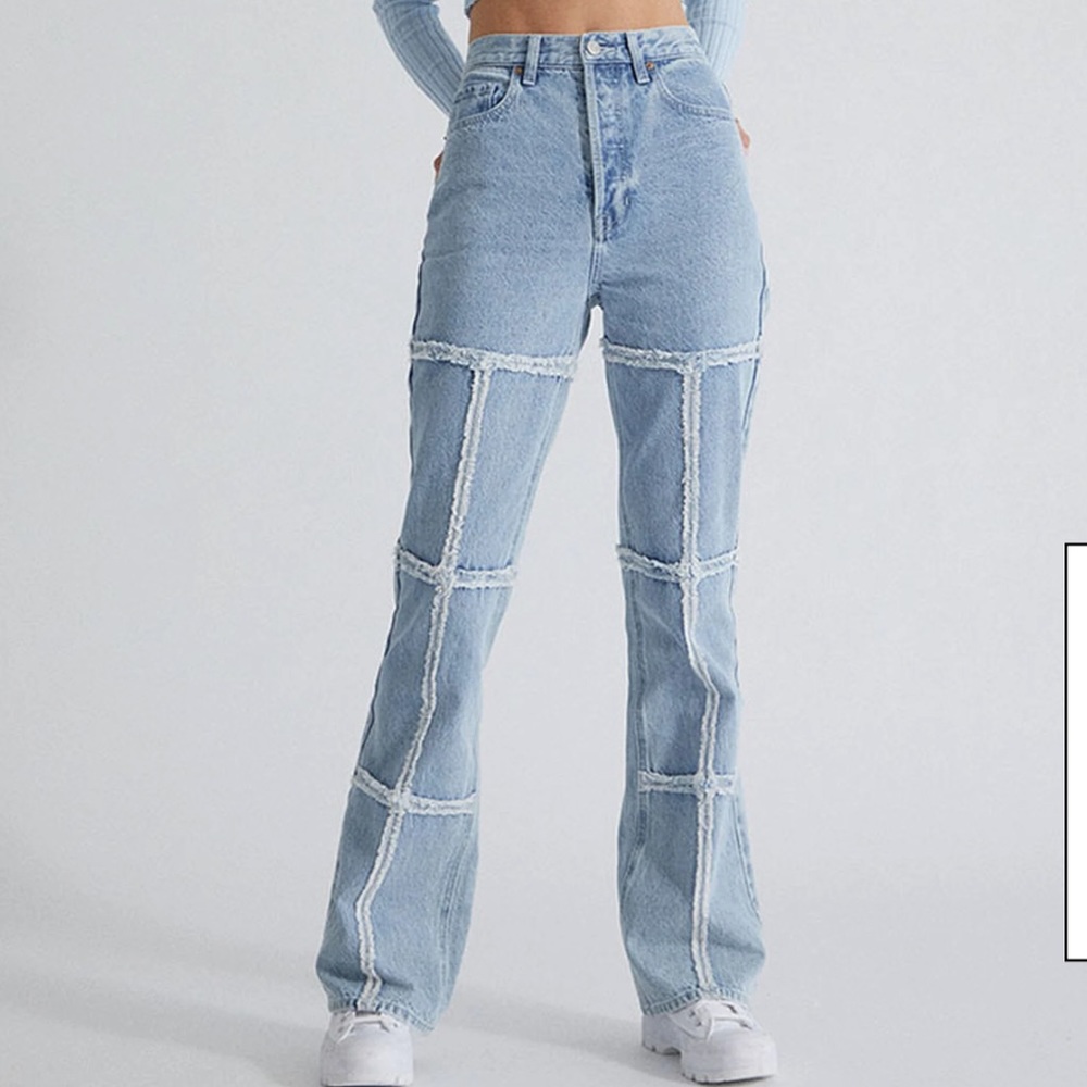 Frayed high waist bootcut jeans
